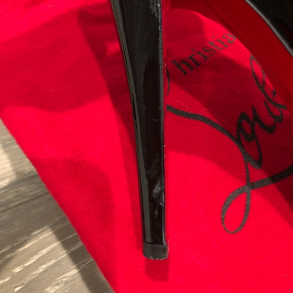 Christian Louboutin Very Prive Black Patent 6.5 - Picture 8 of 8